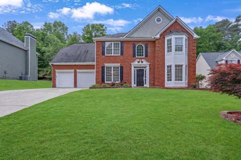 Homes For Sale - 2965 Chadbourne Trail<br/> Alpharetta, GA 30004