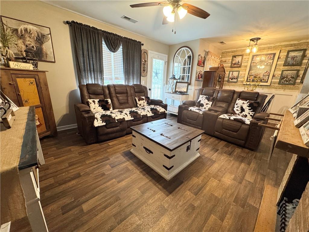 116 Waterford Drive, Calhoun, Georgia image 3