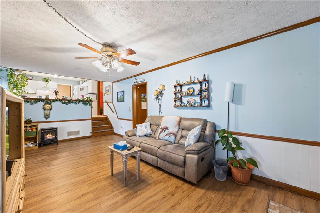 607 Cascade Drive, Lilburn, Georgia image 11