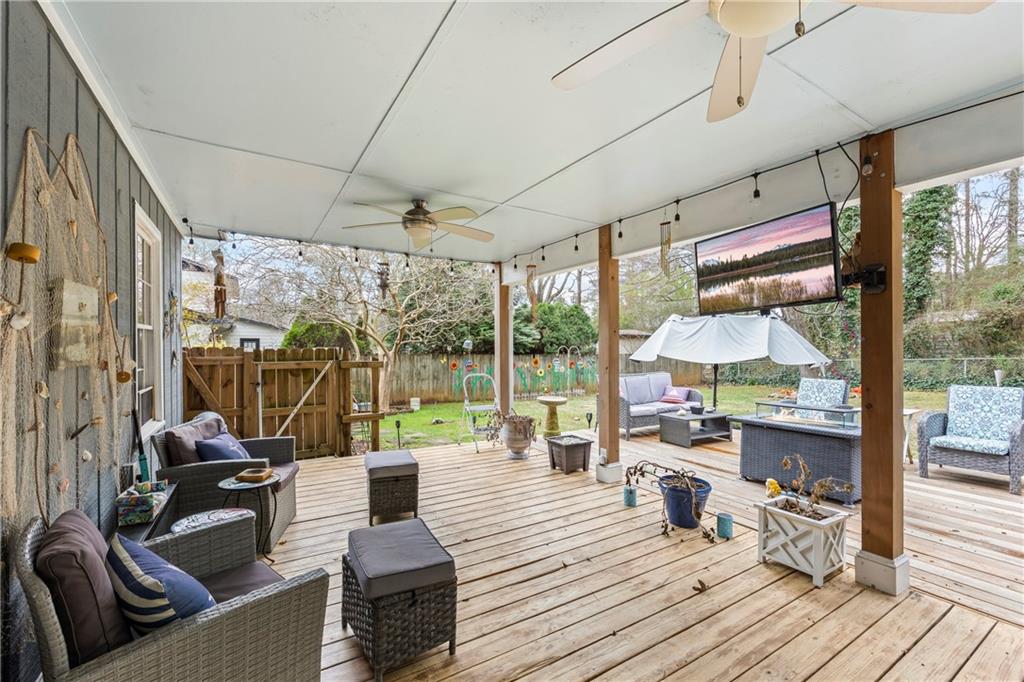 607 Cascade Drive, Lilburn, Georgia image 23