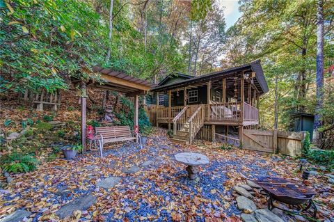 A home in Hiawassee