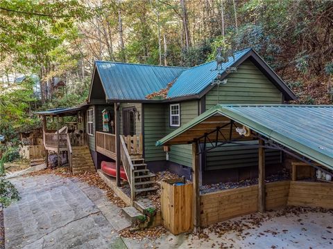 A home in Hiawassee