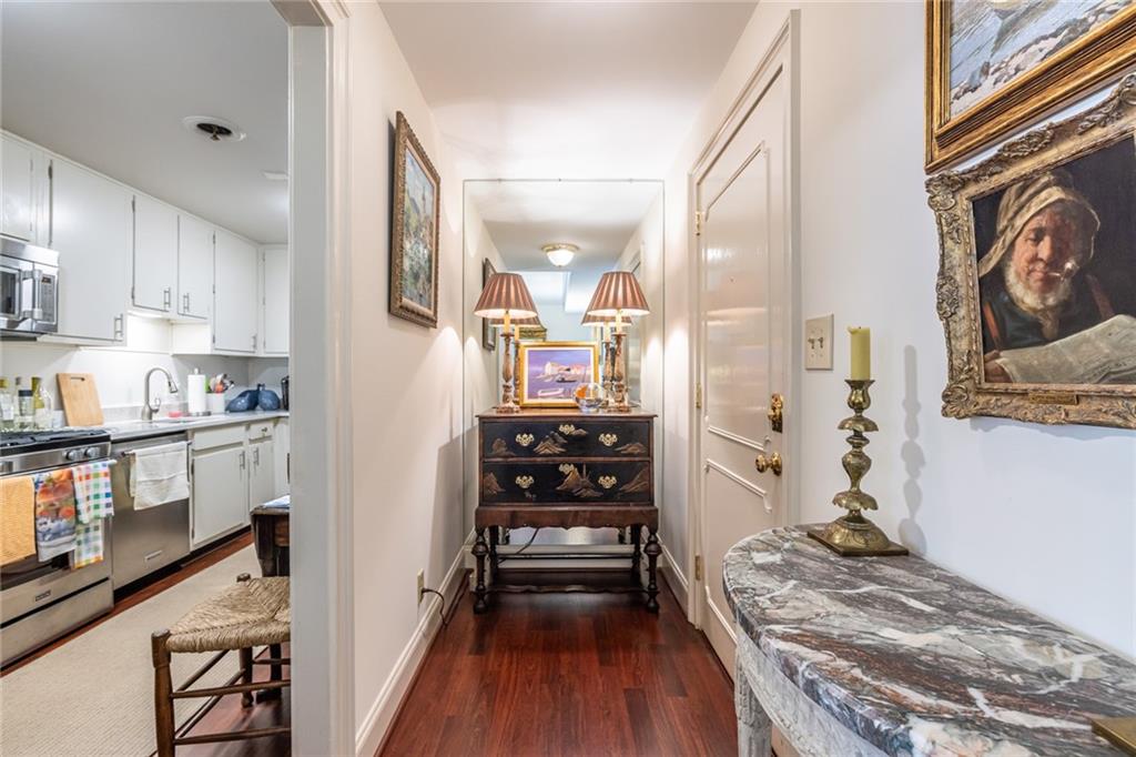 2734 Peachtree Road NW A404