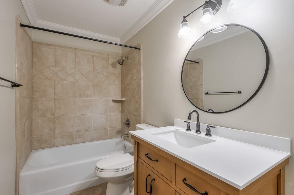 4220 Fairgreen Drive, Marietta, Georgia image 36