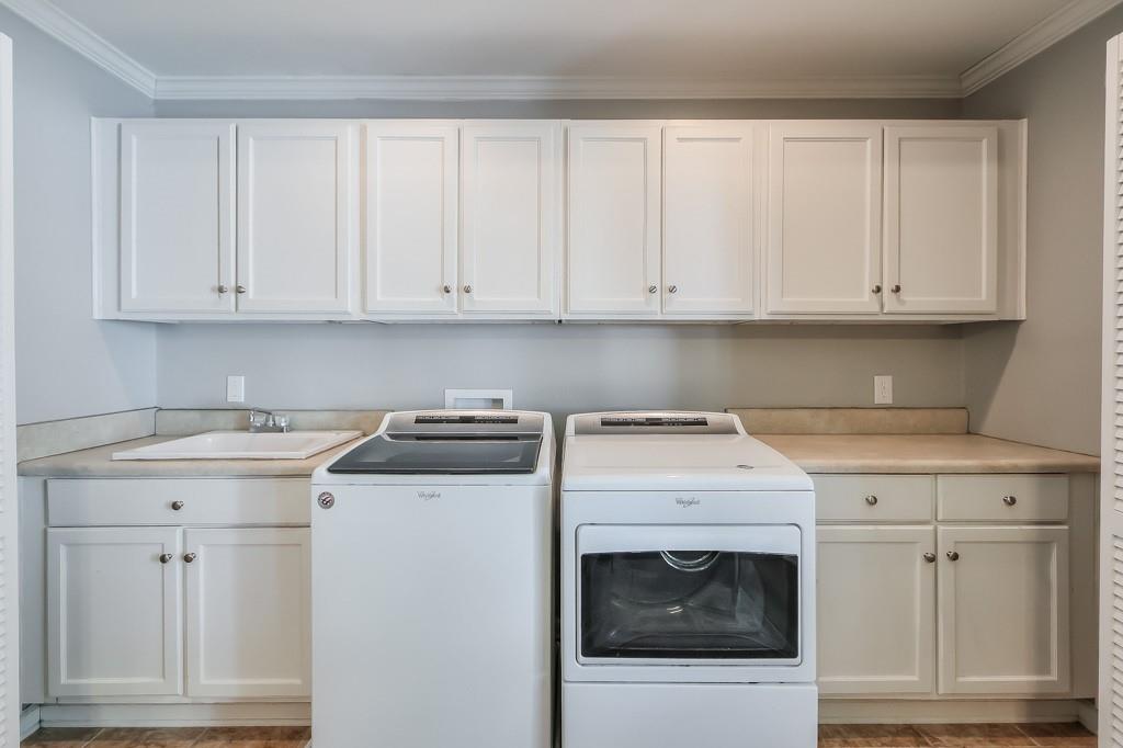 4220 Fairgreen Drive, Marietta, Georgia image 22