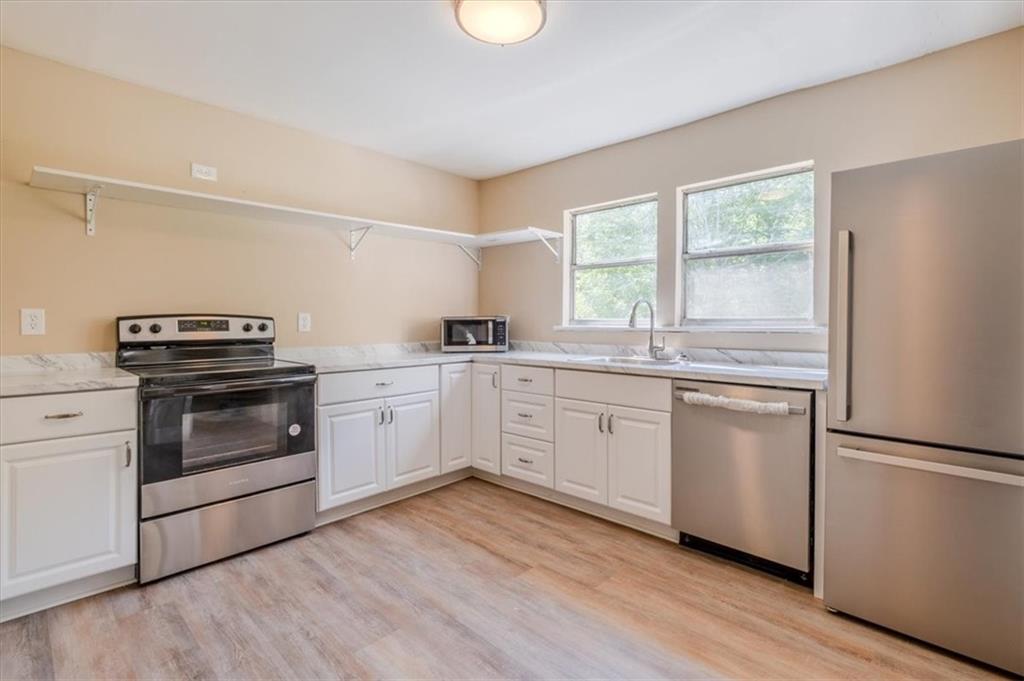 613 Bradley Avenue, La Fayette, Georgia image 9