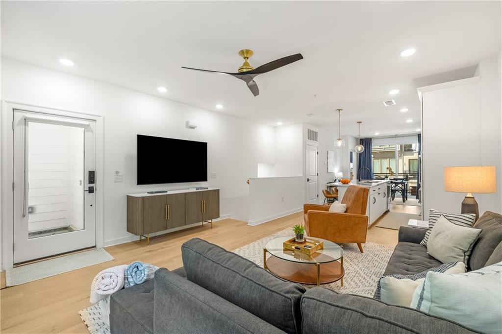 383 Pratt Drive SE 503
