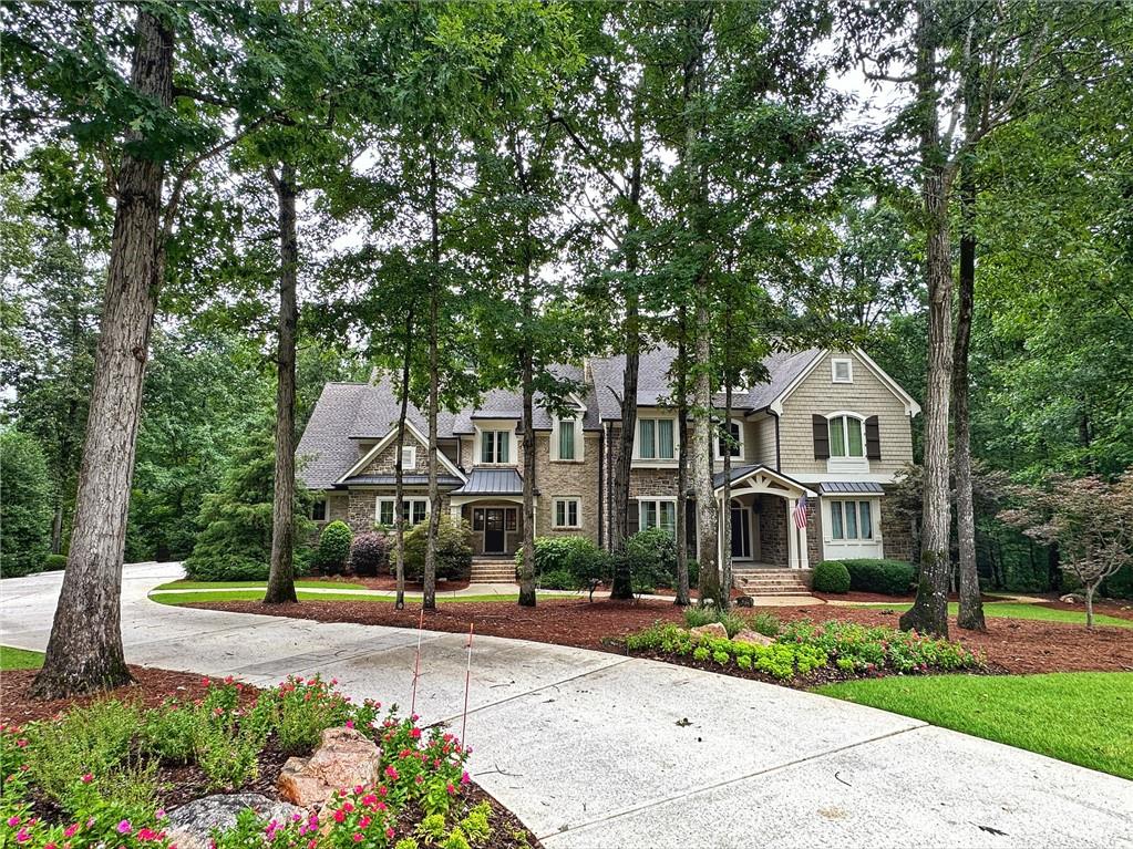 118 Whitestone Drive