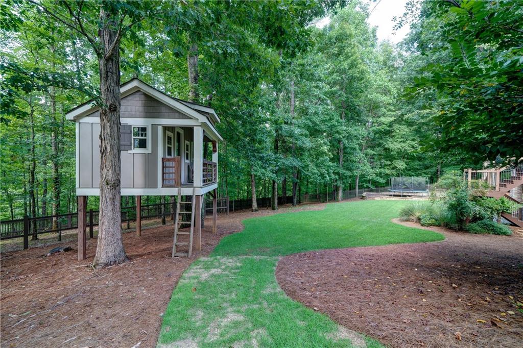 118 Whitestone Drive