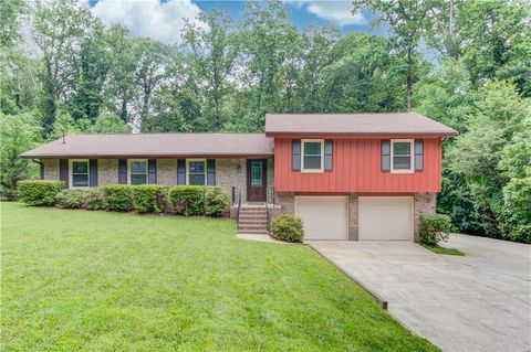 1148 Woodland Circle Lawrenceville GA 30043