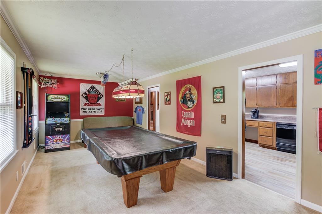1148 Woodland Circle