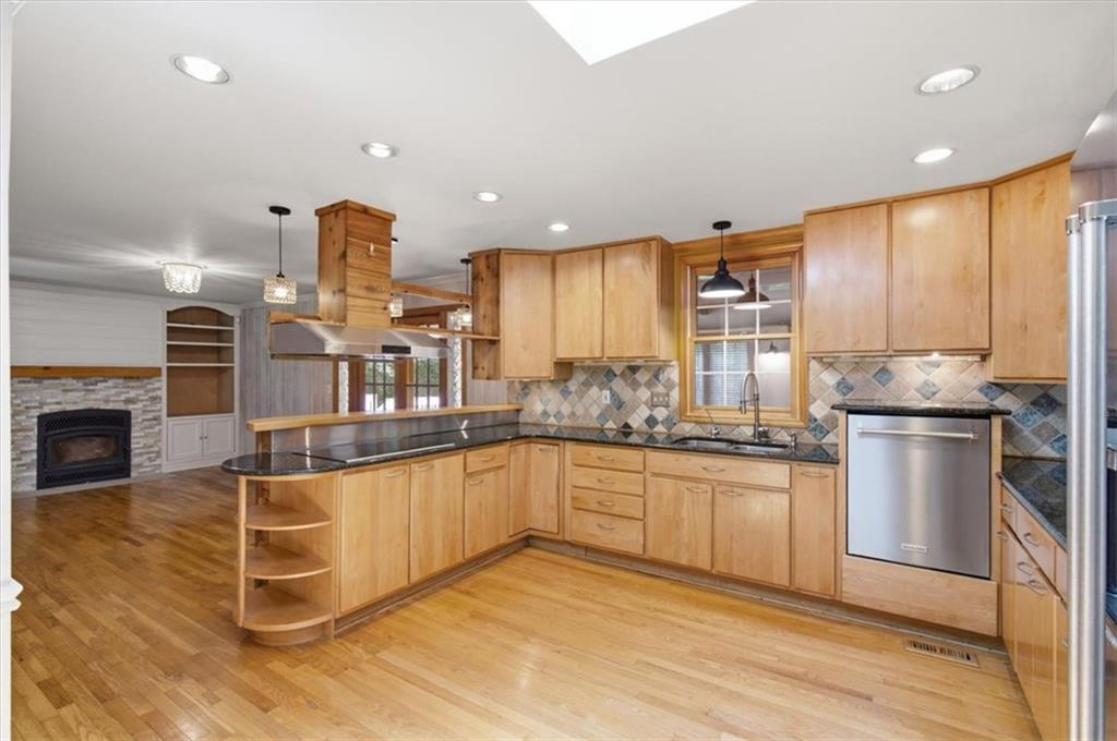 112 Cross Gate Drive