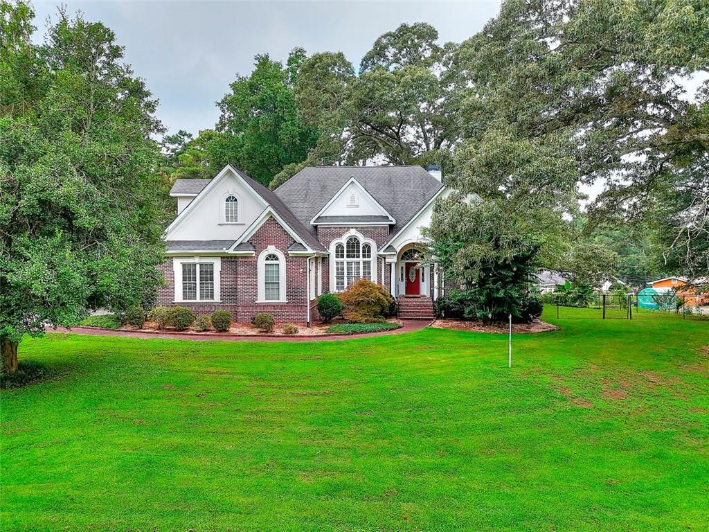 1595 Lake Lucerne Rd SW