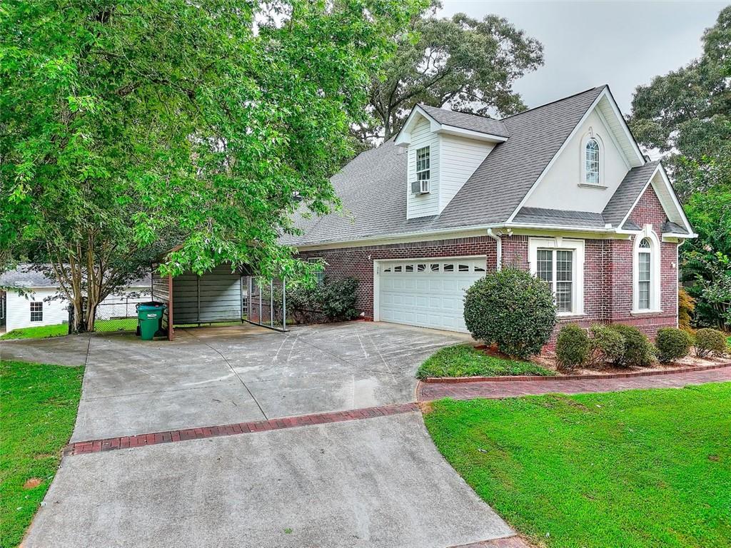 1595 Lake Lucerne Rd SW