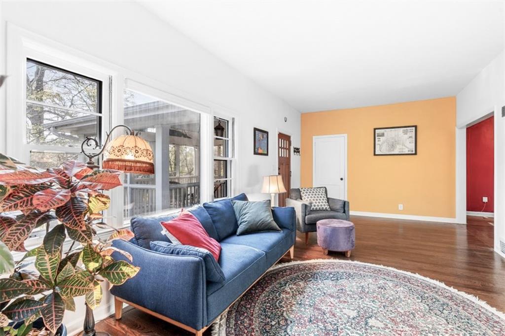 1148 Woodland Avenue SE