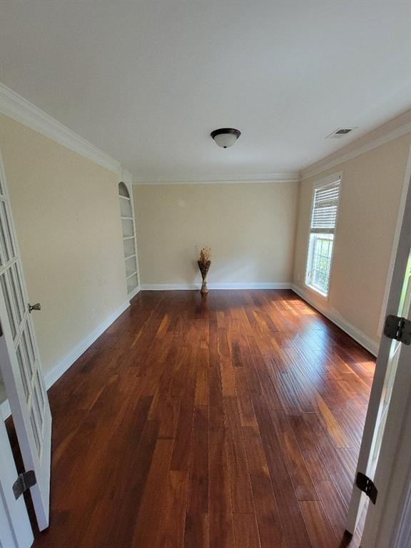 5514 Mossy View Drive