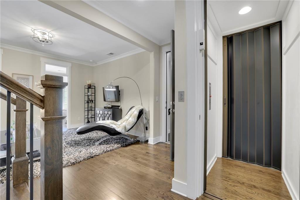 149 Norcross Street, Roswell, GA, 30075 1 149 Norcross Street