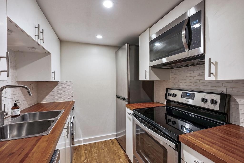 1133 Clairemont Avenue D