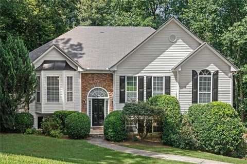 Homes For Sale - 6225 Brook Hollow Creek Drive<br/> Cumming, GA 30028