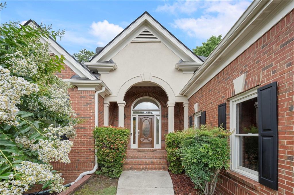 925 York Cove