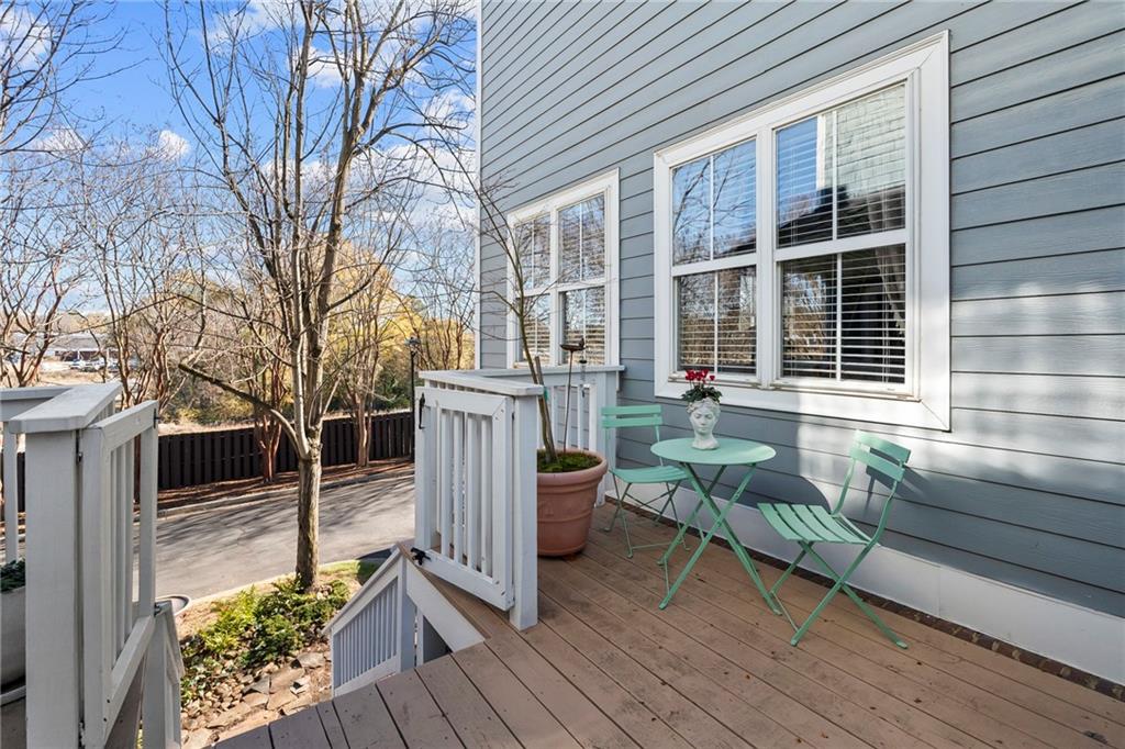 265 CARLYLE PARK Drive NE