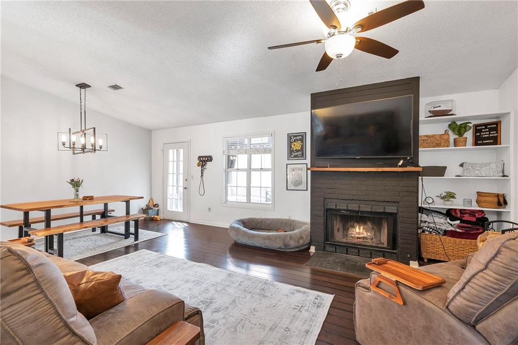 2670 Linnwood Drive SE