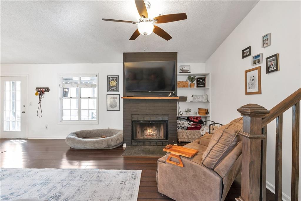 2670 Linnwood Drive SE