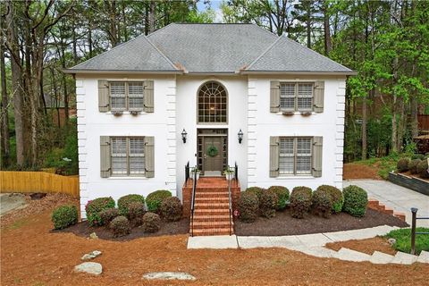 Photo of 135 Inverness Approach, Roswell, GA 30075 (MLS # 7750122)