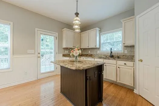 Canton, Georgia 30114, United States, 4 Bedrooms Bedrooms, ,4 BathroomsBathrooms,Residential,Active,192139