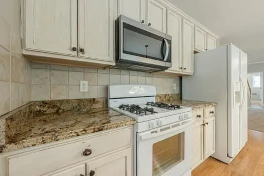 Canton, Georgia 30114, United States, 4 Bedrooms Bedrooms, ,4 BathroomsBathrooms,Residential,Active,192139