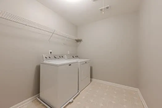 Canton, Georgia 30114, United States, 4 Bedrooms Bedrooms, ,4 BathroomsBathrooms,Residential,Active,192139