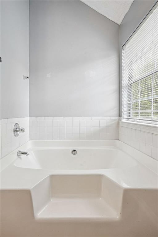2172 Creekview Trail, Decatur, Georgia image 21