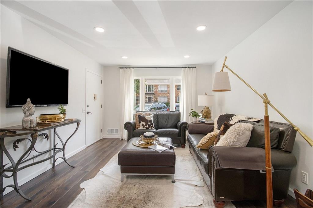 510 Coventry Road 7A