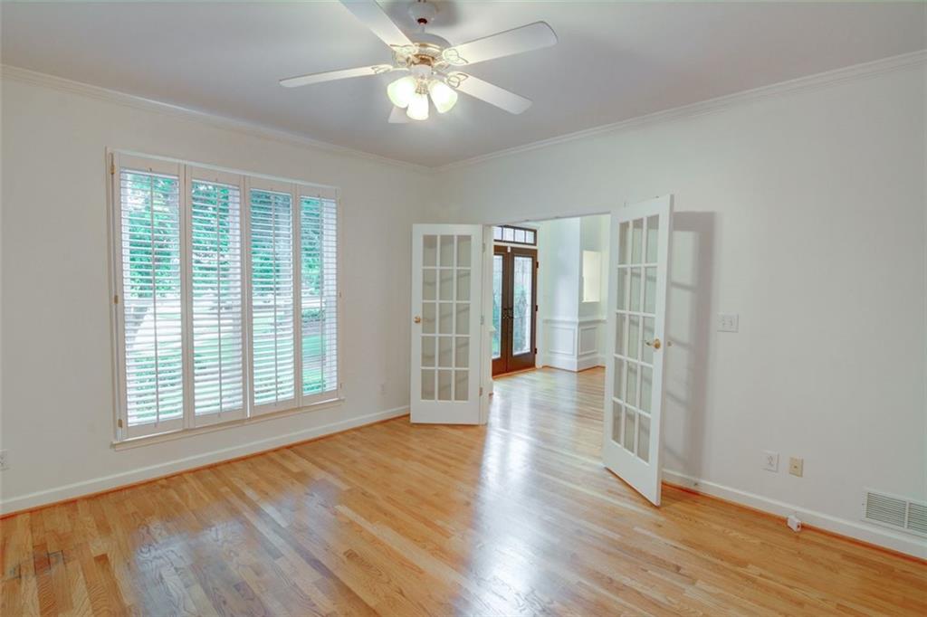 5404 Chaversham Lane, Peachtree Corners, Georgia image 9