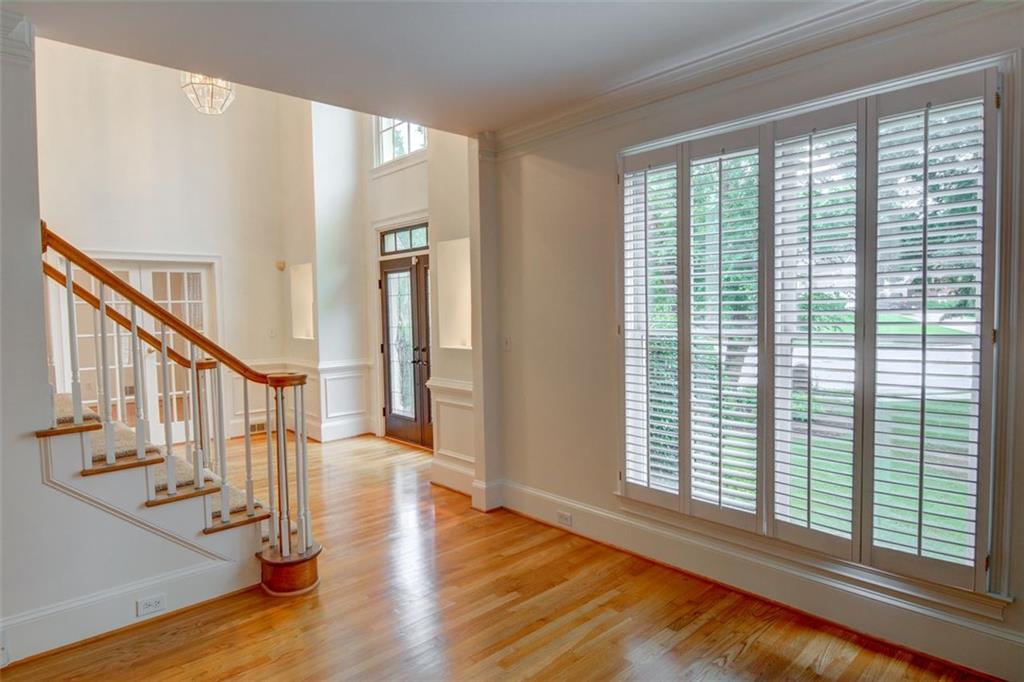 5404 Chaversham Lane, Peachtree Corners, Georgia image 12