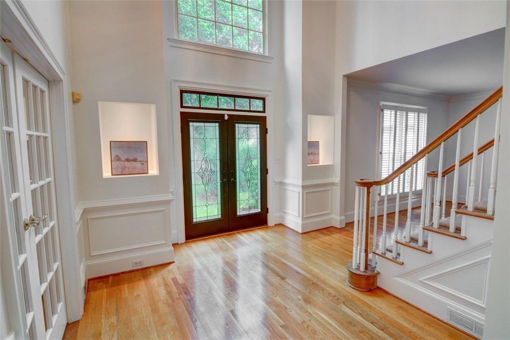 5404 Chaversham Lane, Peachtree Corners, Georgia image 7