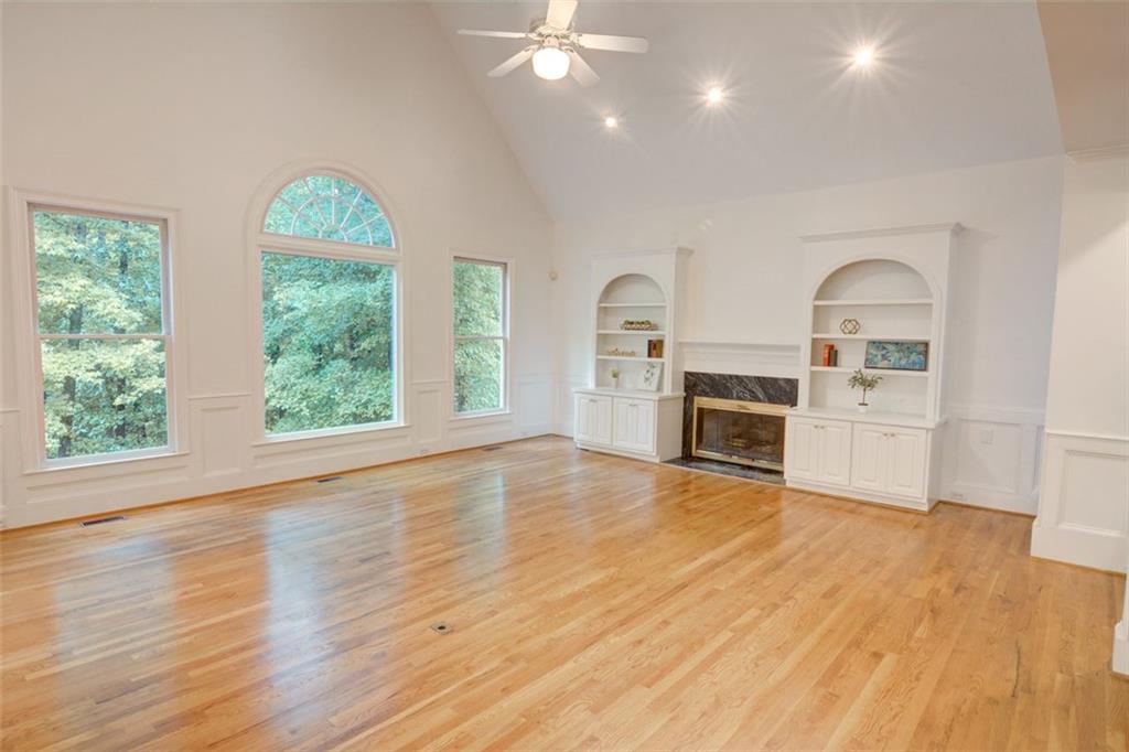 5404 Chaversham Lane, Peachtree Corners, Georgia image 31