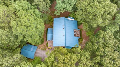 A home in Clarkesville