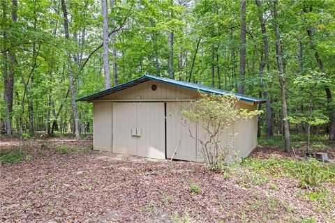 A home in Clarkesville