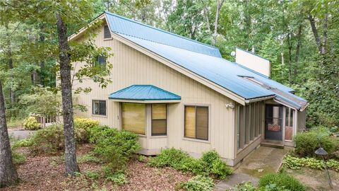 A home in Clarkesville