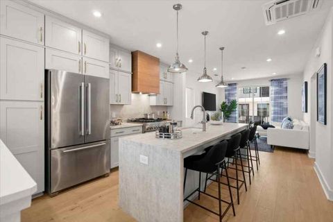 201 New Street 2205-1 Decatur GA 30030