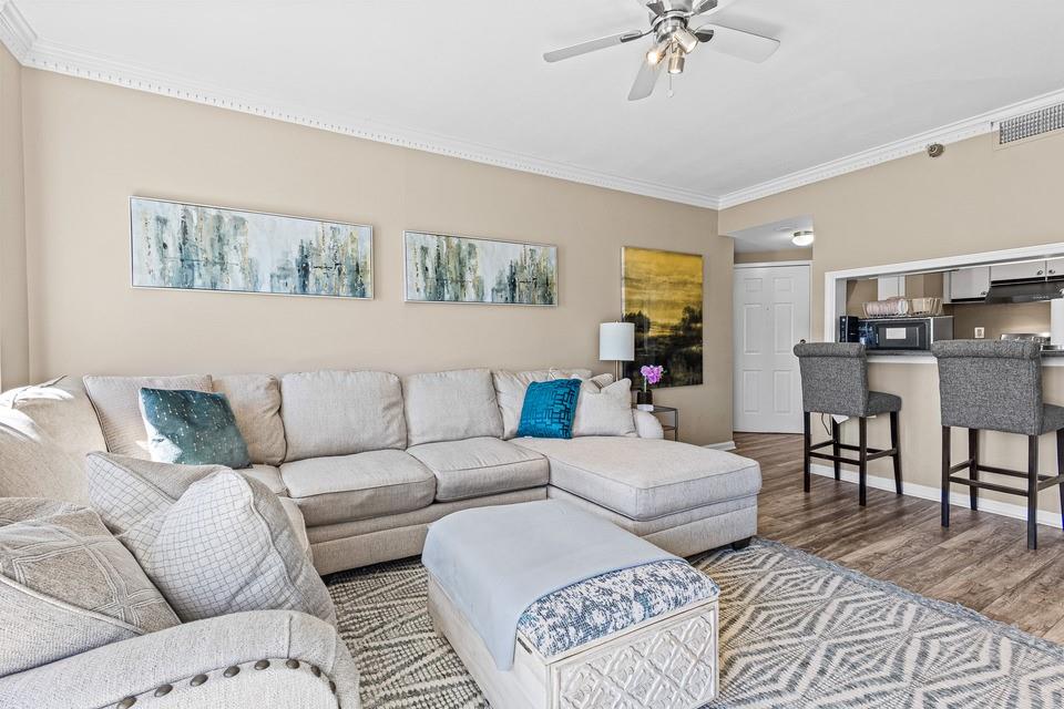 1 Biscayne Drive NW 804