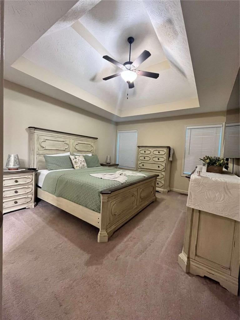 3986 King Drive