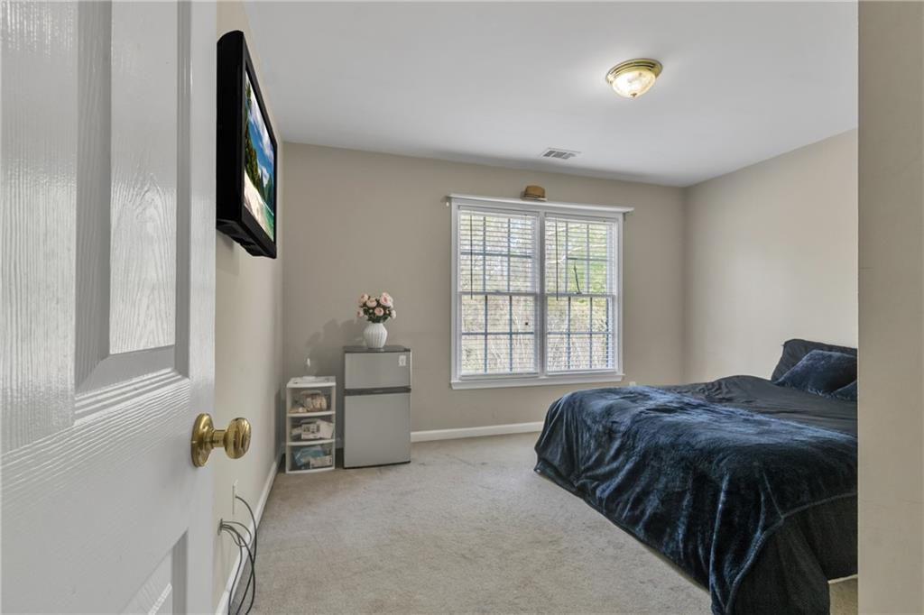 1812 Mountain Lake Drive, Kennesaw, Georgia image 15