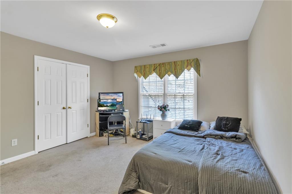 1812 Mountain Lake Drive, Kennesaw, Georgia image 18