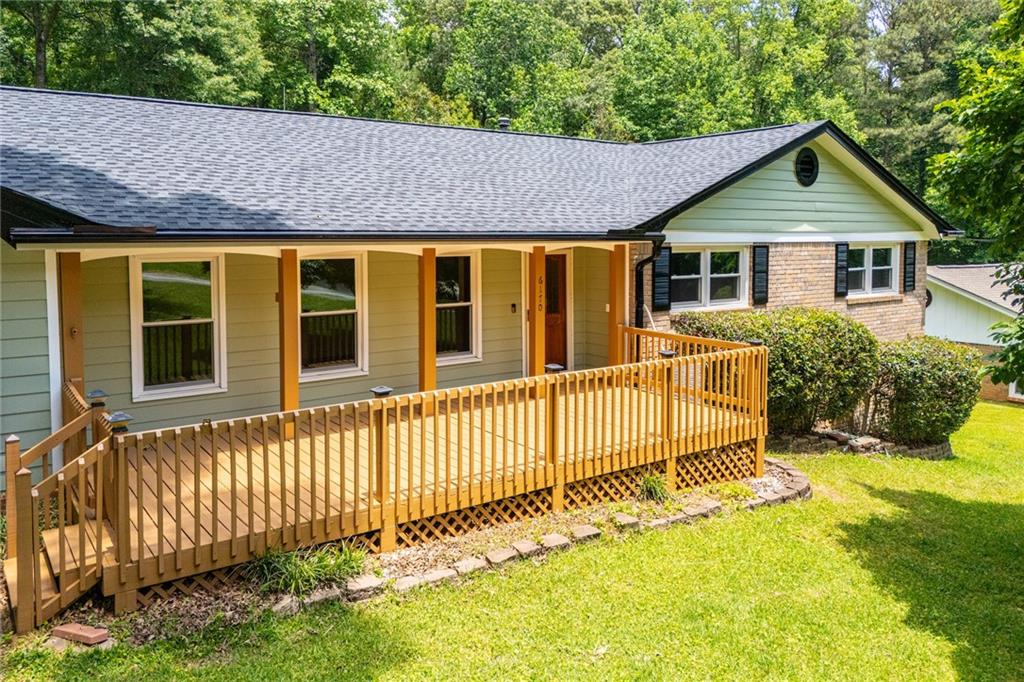 6170 Shallow Wood Lane
