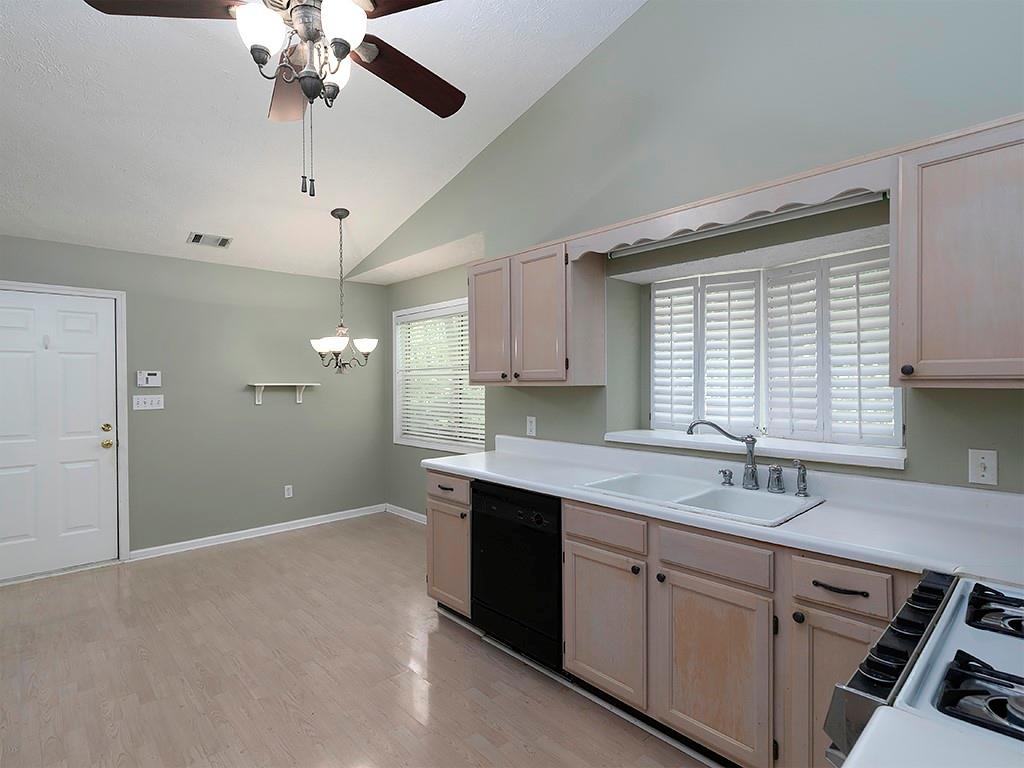 1234 W Wylie Bridge Road, Woodstock, Georgia image 10