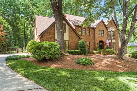 Homes For Sale - 3465 Buck Hill<br/> Marietta, GA 30067