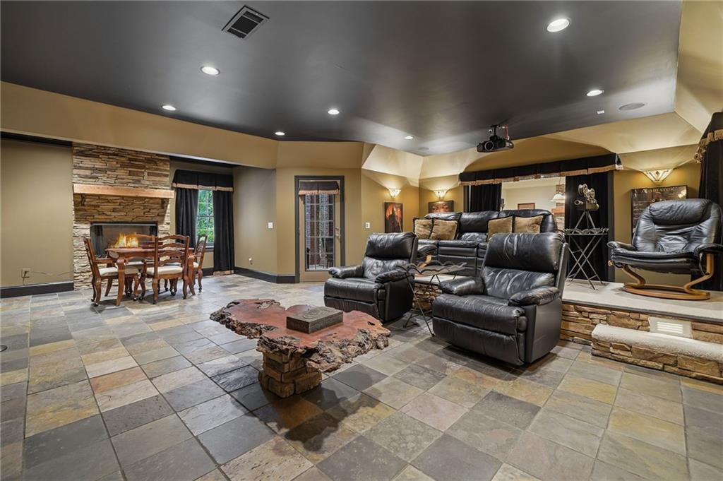 BRIDGEMILL - Residential