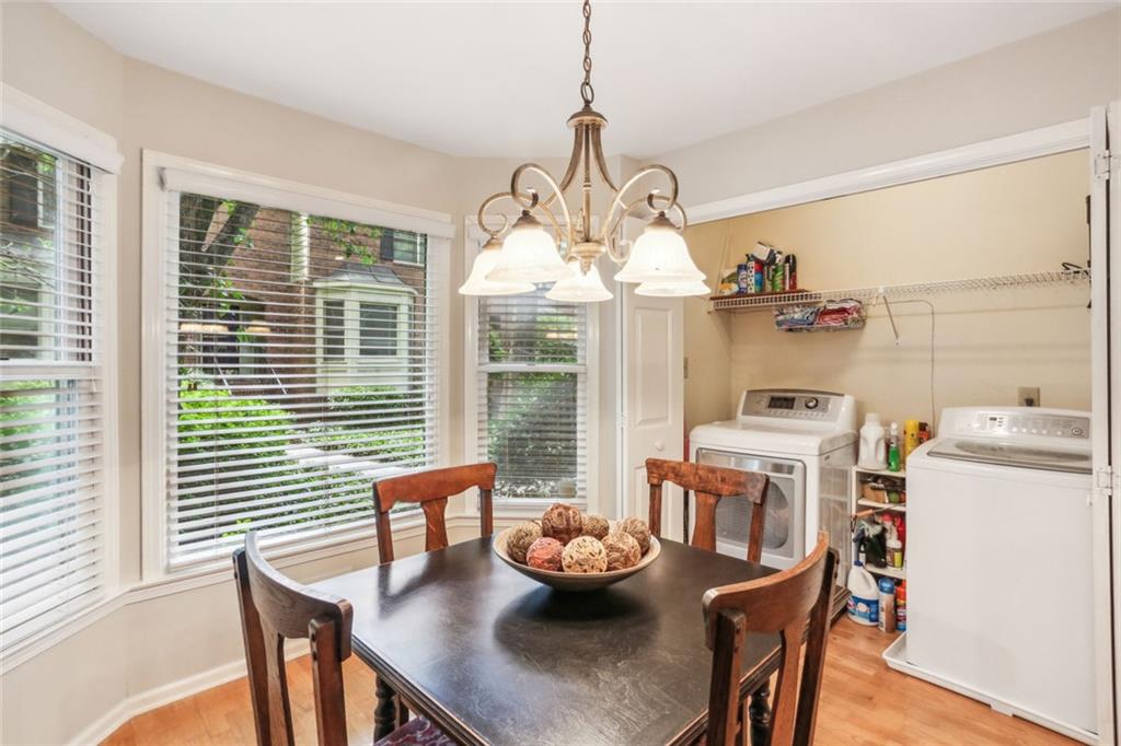 1386 Sheffield Glen Way, Atlanta, Georgia image 6
